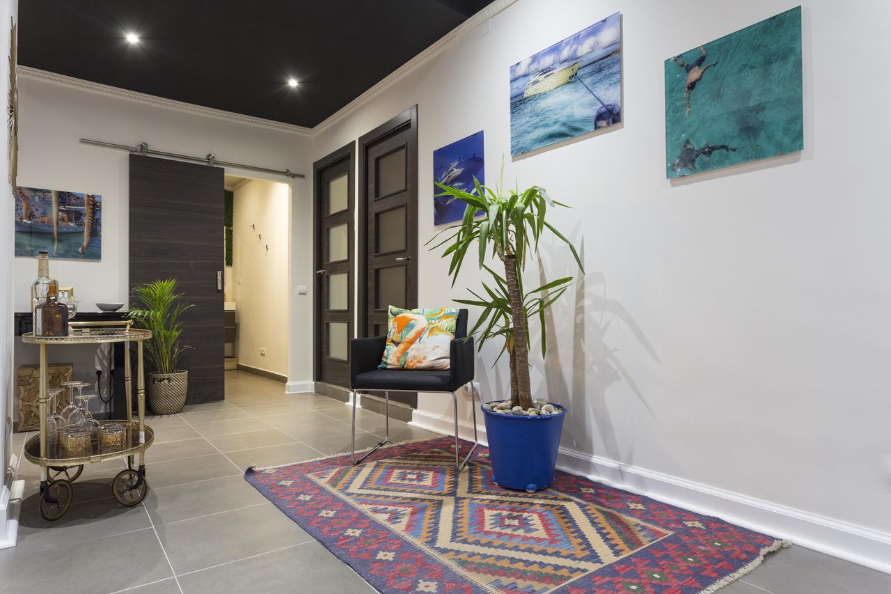 Iloftmalaga Puerta Nueva Apartment Екстериор снимка